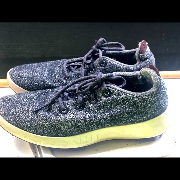 allbitds Other - Allbirds 0619NV1 Men’s Black Gray Wool Runners Athletic Sneakers Size 10